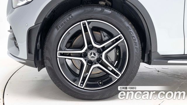 Mercedes-Benz GLC-Class (X253) GCL300 4MATIC Coupe 2023 — фото 5