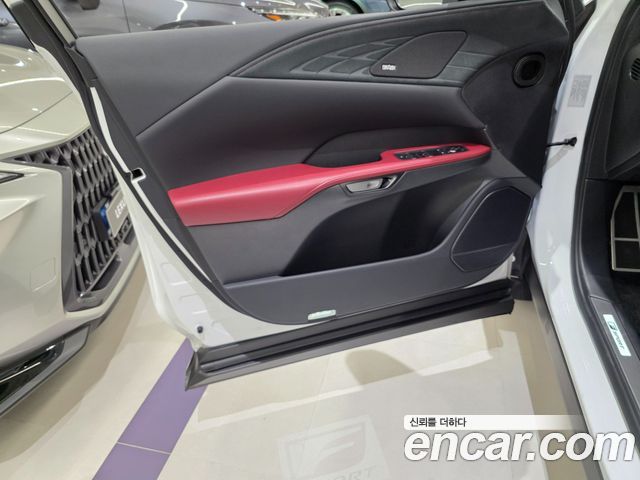 Lexus RX500h (V) F-Sport 2025 — фото 16
