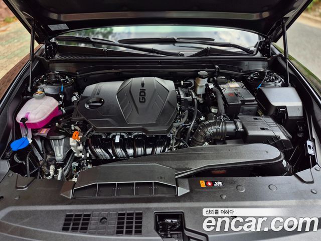 Hyundai Grandeur (GN7) 2,5 Gasoline 2WD Calligraphy 2025 — фото 24