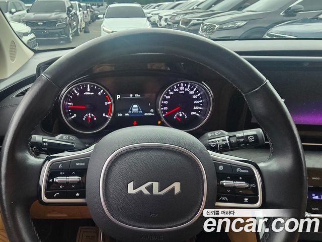 Kia Carnival (IV) Diesel 9-Seater Prestige 2023 — фото 9