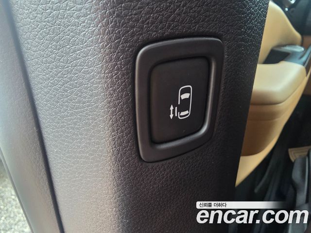 Kia Carnival (IV) Diesel 9-Seater Prestige 2023 — фото 19