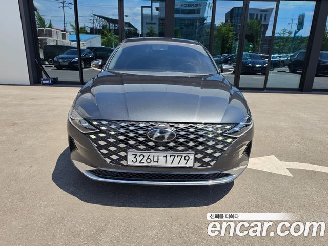 Hyundai Grandeur (IG) 2.5 Le Blanc