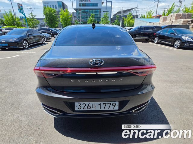 Hyundai Grandeur (IG) 2.5 Le Blanc 2023 — фото 3