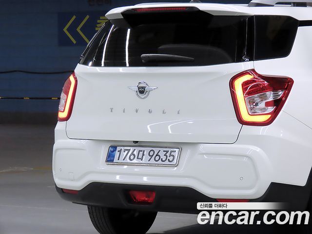 KG Mobility (SsangYong) Tivoli Air 1.5 A3 2WD 2022 — фото 21