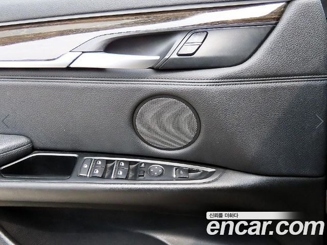 BMW X6 (F16) xDrive 40d 2016 — фото 16