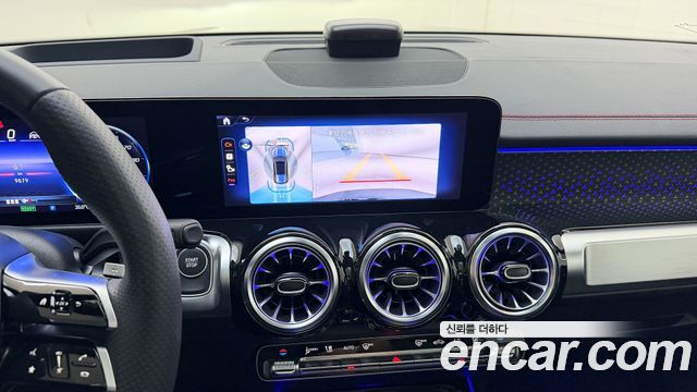 Mercedes-Benz EQB (X243) EQB300 4MATIC AMG Line 2026 — фото 19