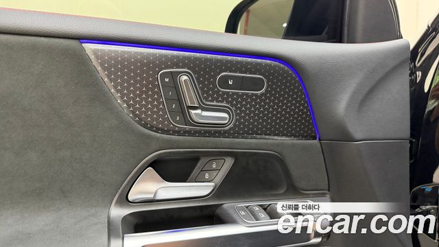 Mercedes-Benz EQB (X243) EQB300 4MATIC AMG Line 2026 — фото 24