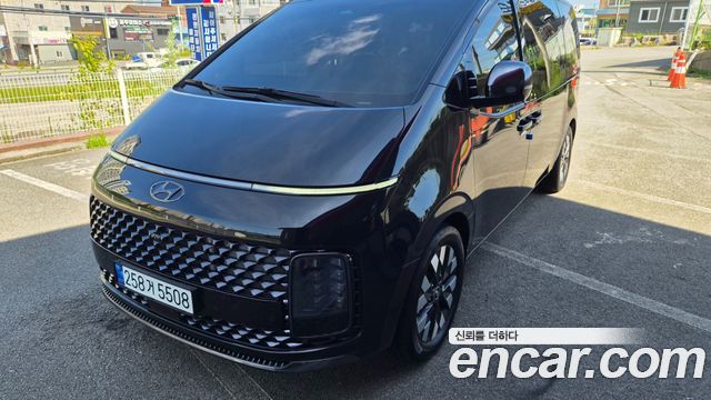 Hyundai Staria 4WD Lounge 9-Seater Inspiration