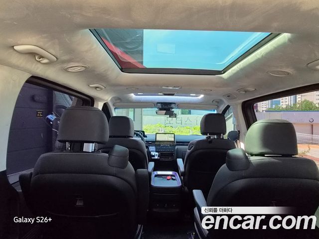Hyundai Staria 4WD Lounge 9-Seater Inspiration 2023 — фото 7