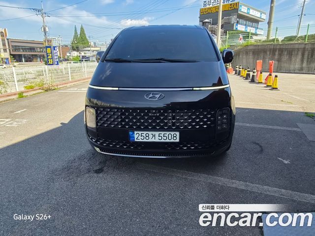 Hyundai Staria 4WD Lounge 9-Seater Inspiration 2023 — фото 16