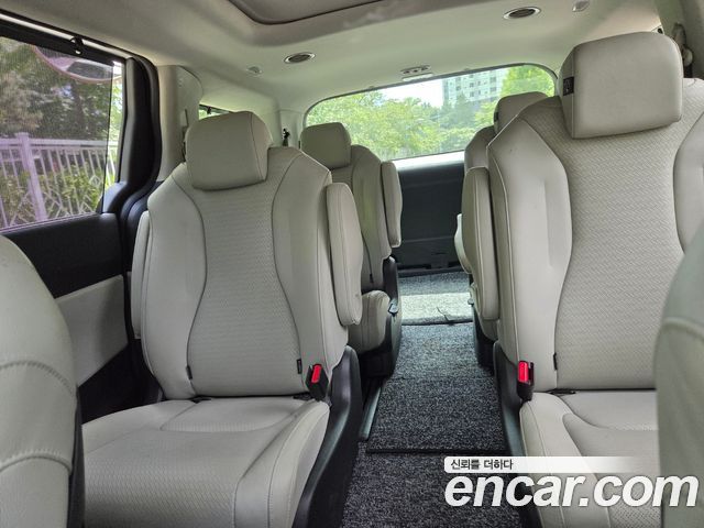 Kia Carnival (IV) Gasoline 9-Seater Signature 2022 — фото 23