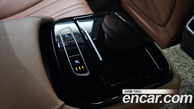 Genesis G80 (RG3) Gasoline 2.5 Turbo AWD 2022 — фото 23