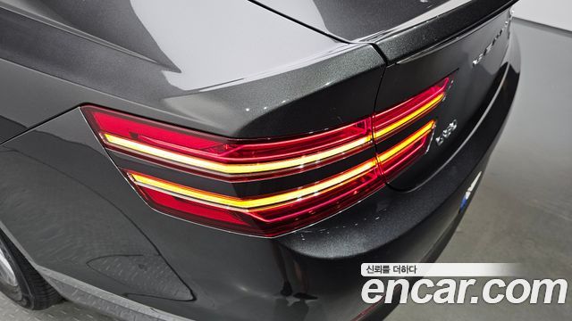 Genesis G80 (RG3) Gasoline 2.5 Turbo AWD 2022 — фото 29