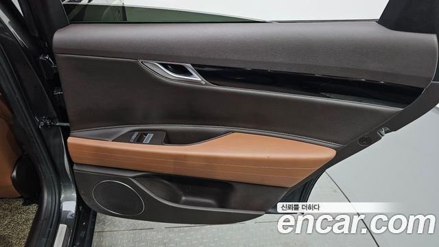 Genesis G80 (RG3) Gasoline 2.5 Turbo AWD 2022 — фото 31