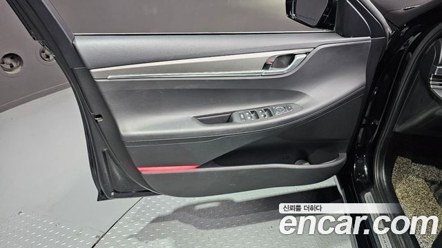 Hyundai Grandeur (IG) 2.5 Le Blanc 2023 — фото 24