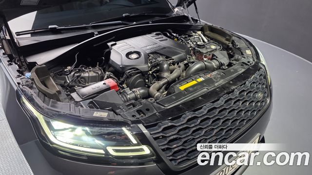 Land Rover Range Rover Velar 3.0 D300 R-Dynamic HSE 2019 — фото 6