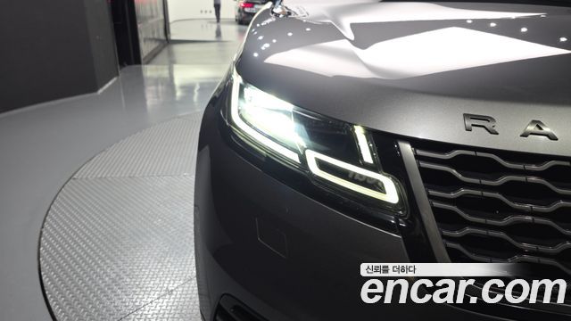 Land Rover Range Rover Velar 3.0 D300 R-Dynamic HSE 2019 — фото 28