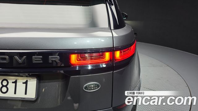 Land Rover Range Rover Velar 3.0 D300 R-Dynamic HSE 2019 — фото 29