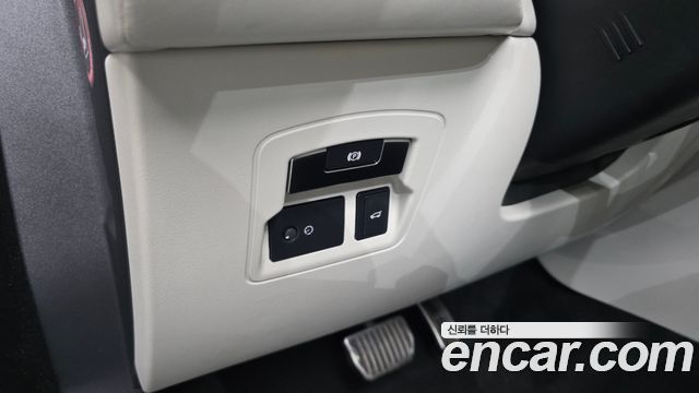 Land Rover Range Rover Velar 3.0 D300 R-Dynamic HSE 2019 — фото 34