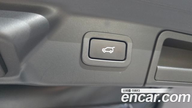 Land Rover Range Rover Velar 3.0 D300 R-Dynamic HSE 2019 — фото 43