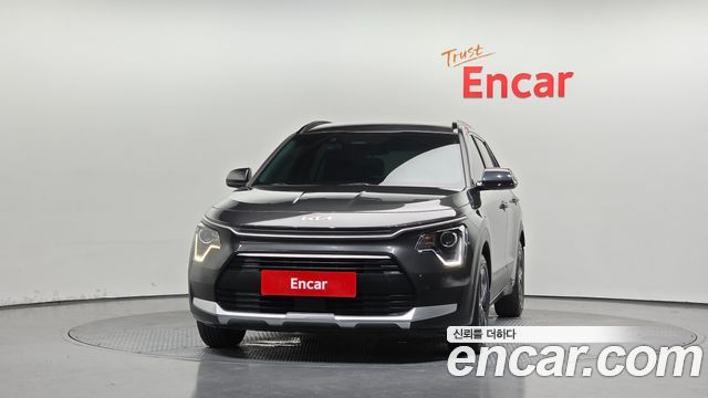 Kia Niro Prestige 2022 — фото 3