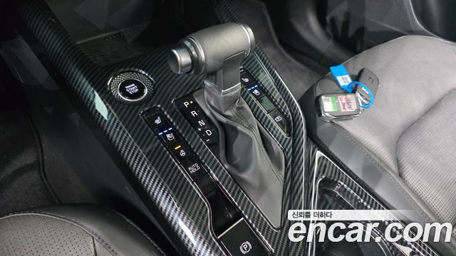 Kia Niro Prestige 2022 — фото 9