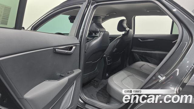 Kia Niro Prestige 2022 — фото 16