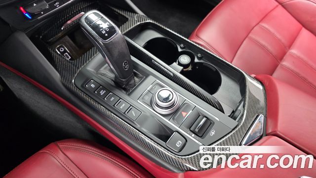 Maserati Levante 3.0 AWD 2019 — фото 9