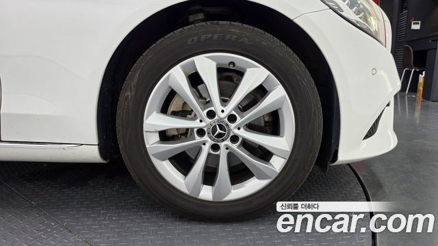 Mercedes-Benz C-Class (W205) C200 Avantgarde 2020 — фото 21