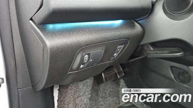 Renault Korea SM6 2.0 LPe Feel 2024 — фото 20