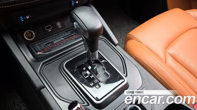 KG Mobility (SsangYong) Rexton Sports Khan Diesel 2.2 4WD Noblesse 2021 — фото 9