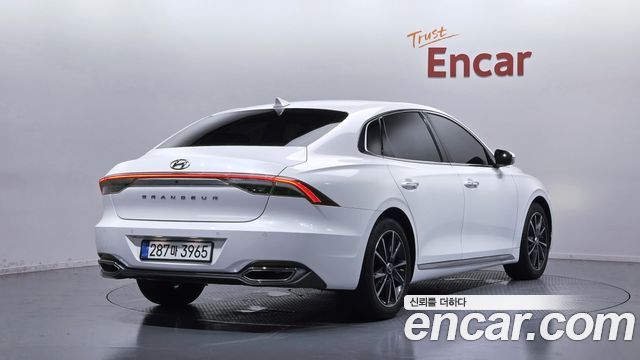 Hyundai Grandeur (IG) 2.5 Premium Choice 2021 — фото 2