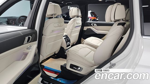 BMW X7 (G07) xDrive 40i M Sport 6STR 2025 — фото 15