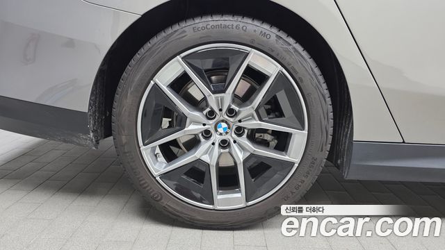 BMW 5 Series (G60) 520i 2025 — фото 5