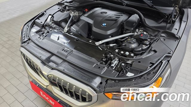 BMW 5 Series (G60) 520i 2025 — фото 6