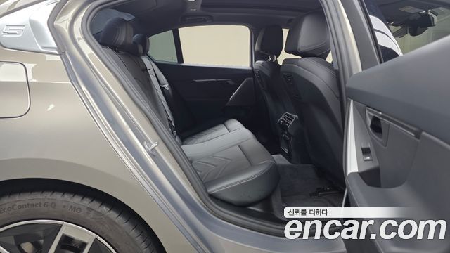 BMW 5 Series (G60) 520i 2025 — фото 11
