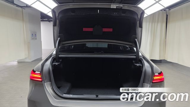 BMW 5 Series (G60) 520i 2025 — фото 18