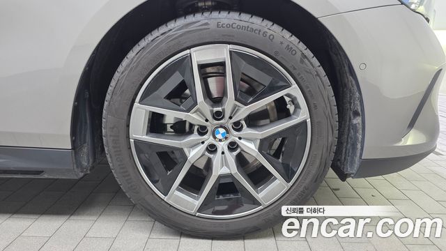 BMW 5 Series (G60) 520i 2025 — фото 21