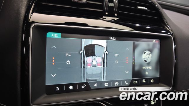 Jaguar XE 20d R-Sport 2017 — фото 19