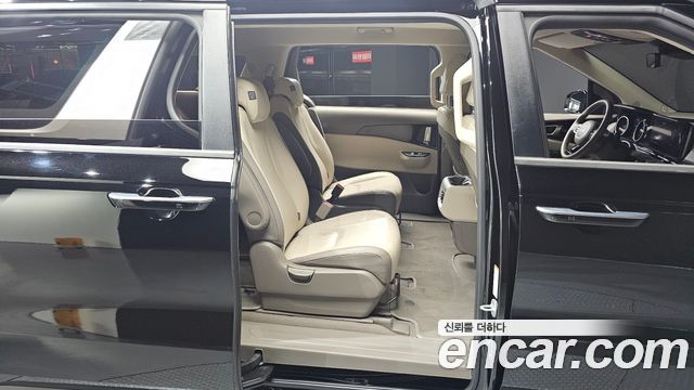 Kia Carnival (IV) Diesel 9-Seater Prestige 2023 — фото 11