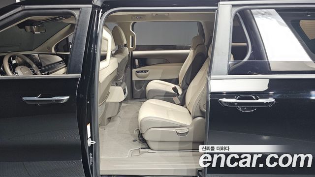 Kia Carnival (IV) Diesel 9-Seater Prestige 2023 — фото 12