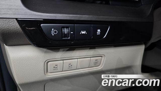 Kia Carnival (IV) Diesel 9-Seater Prestige 2023 — фото 27