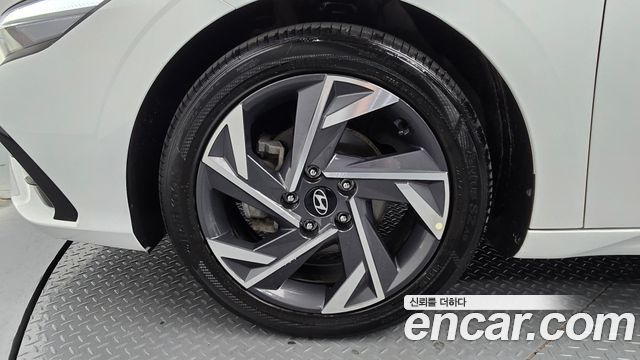 Hyundai Avante (CN7) 1.6 Inspiration 2024 — фото 5