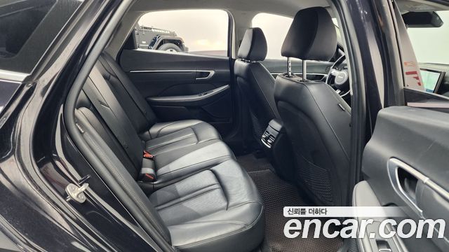 Hyundai Sonata The Edge (DN8) 2.0 Premium 2024 — фото 11
