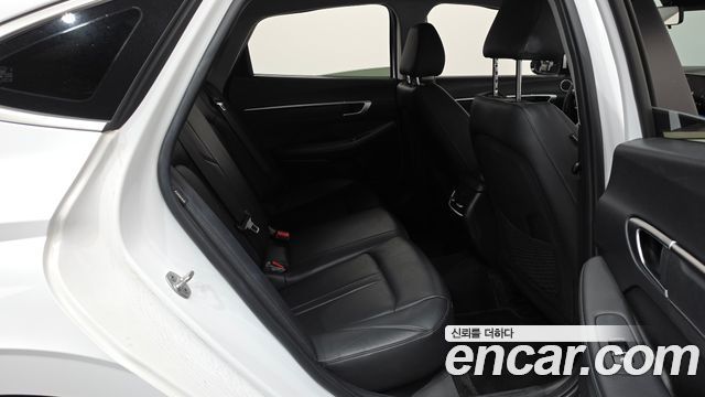 Hyundai Sonata The Edge (DN8) 2.0 Premium 2024 — фото 11