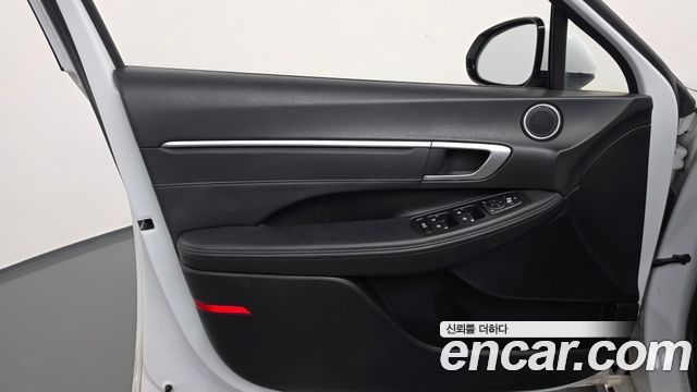 Hyundai Sonata The Edge (DN8) 2.0 Premium 2024 — фото 24