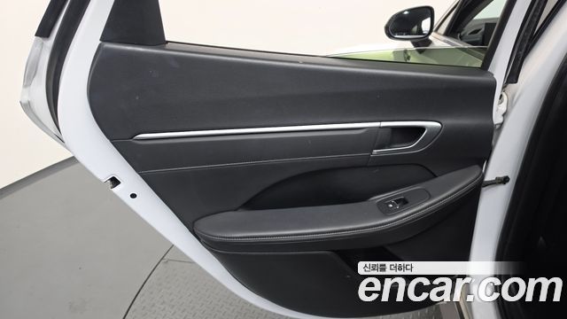 Hyundai Sonata The Edge (DN8) 2.0 Premium 2024 — фото 25
