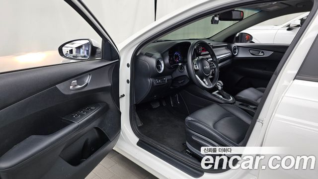 Kia K3 (II) 1.6 Trendy 2022 — фото 10