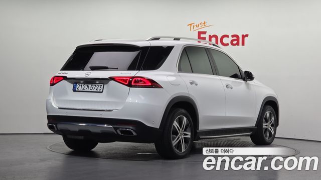 Mercedes-Benz GLE-Class (W167) GLE300d 4MATIC 2019 — фото 2