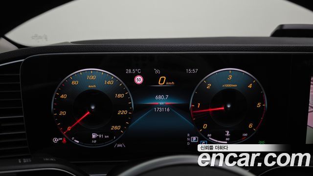 Mercedes-Benz GLE-Class (W167) GLE300d 4MATIC 2019 — фото 8